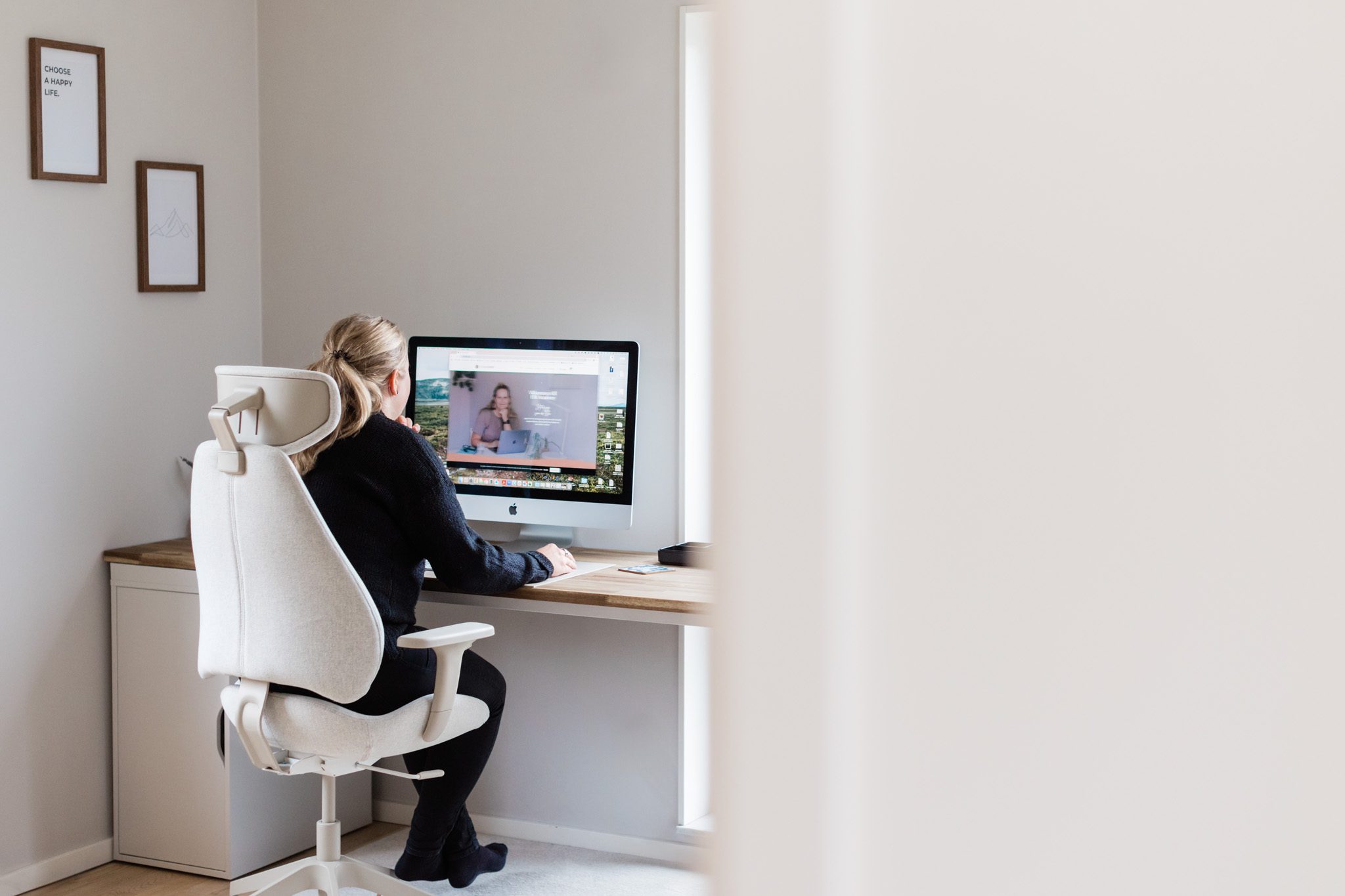 5 SIGNS IT’S TIME TO REFRESH YOUR WEBSITE PHOTOS