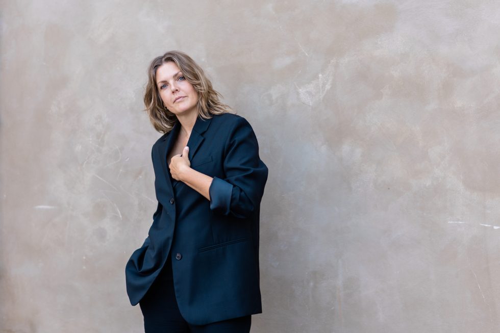 confident business portrait of Moa Diseborn wealth identity coach personal brand photos by Janine Laag Lumeah Photography Stockholm