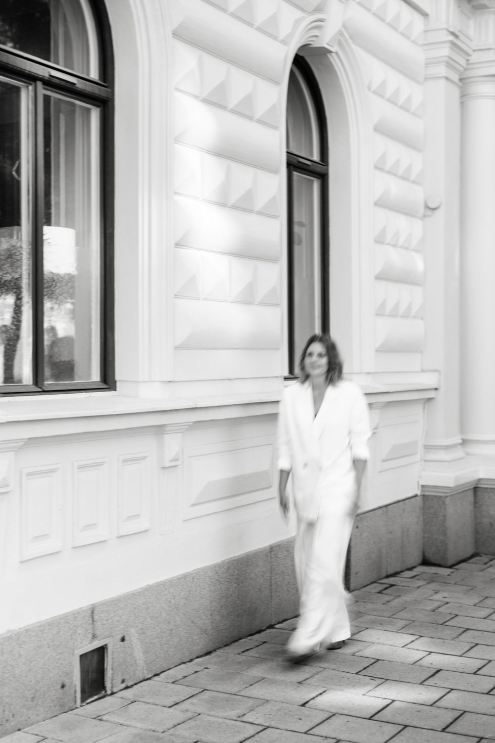 confident business portrait of Moa Diseborn wealth identity coach personal brand photos by Janine Laag Lumeah Photography Stockholm