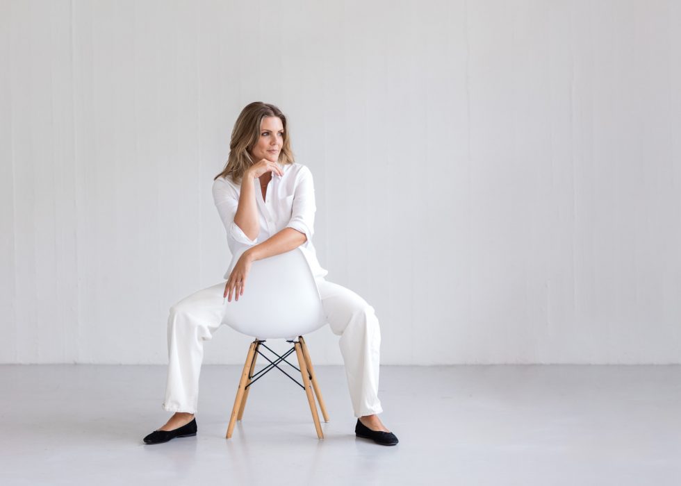 confident business portrait of Moa Diseborn wealth identity coach personal brand photos by Janine Laag Lumeah Photography Stockholm