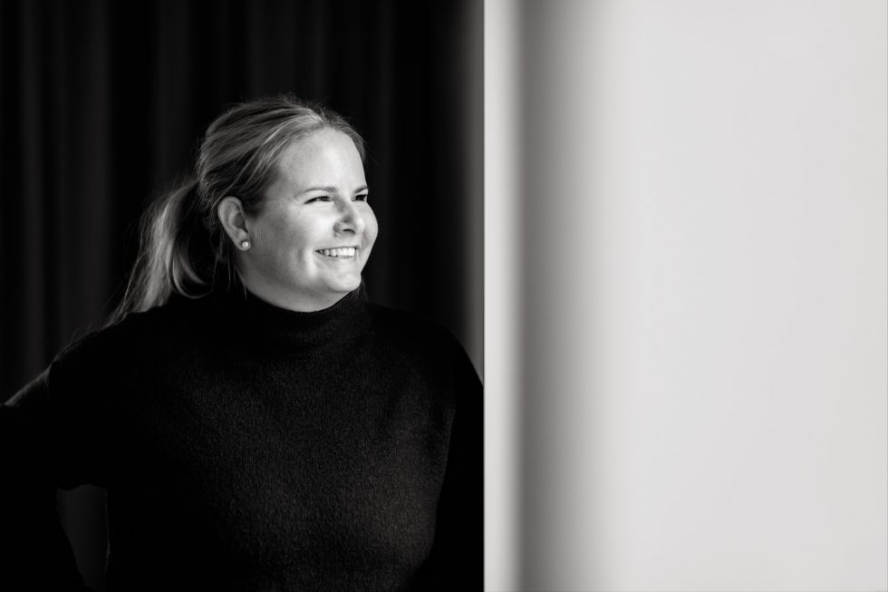 Personal brand photo of VA & Brand Designer Elin Bäck by Janine Laag at Lumeah Photography